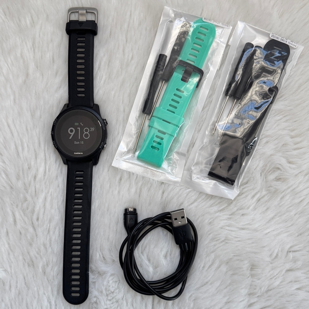 Garmin Forerunner 935 Running and Triathlon Training Watch